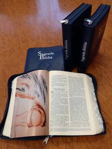 Sagrada Biblia (Versión oficial de la Conferencia Episcopal Española) con cremallera